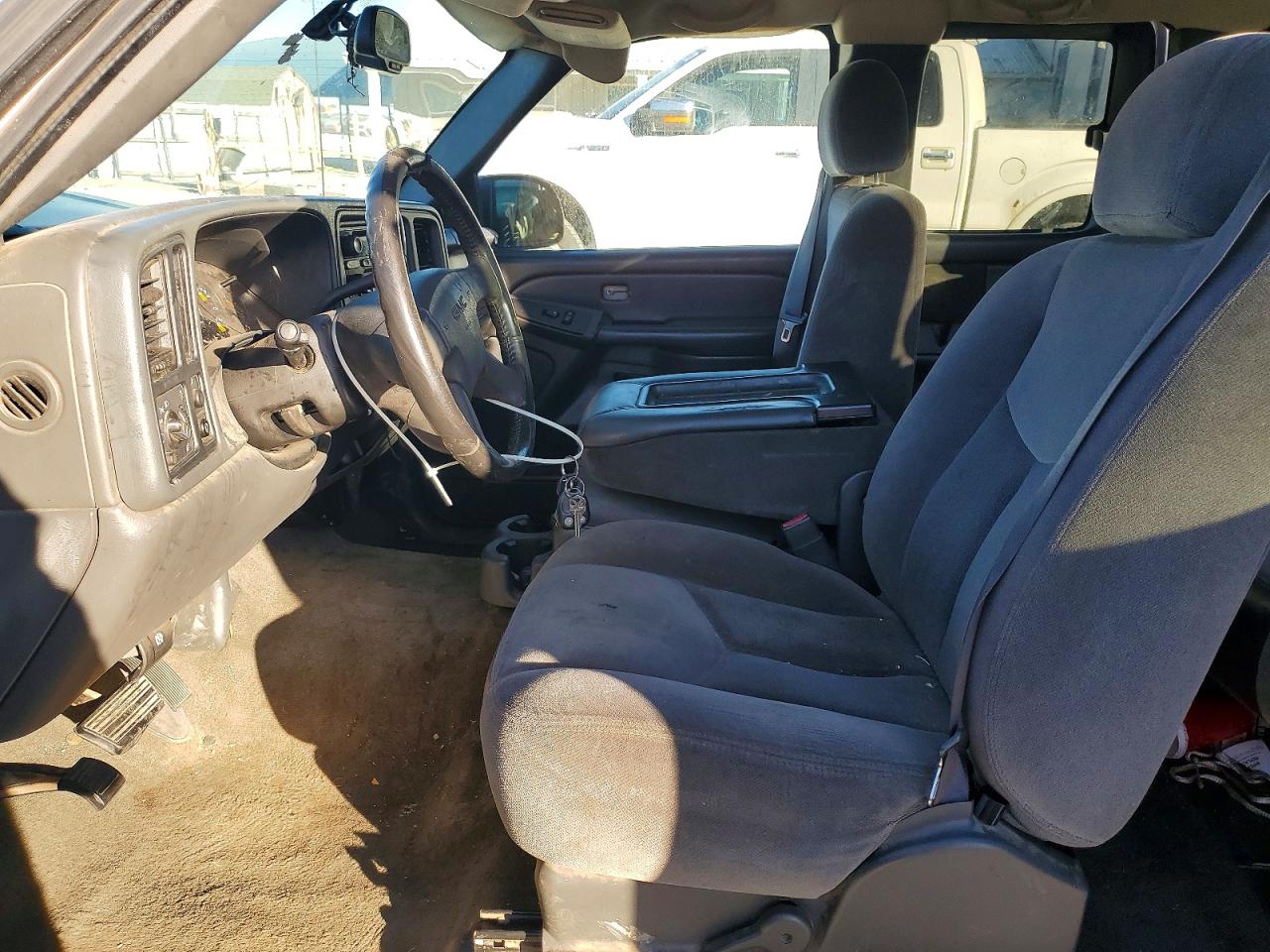 2006 GMC NEW SIERRA C1500 photo 7
