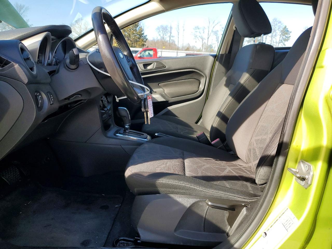 2011 FORD FIESTA SES photo 7