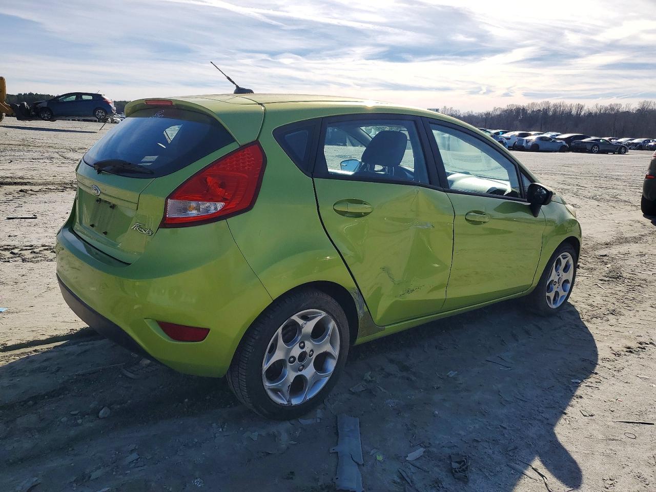 2011 FORD FIESTA SES photo 3
