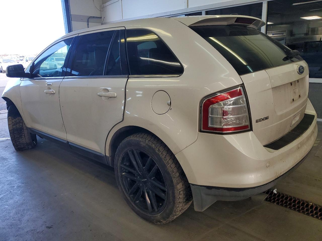 2010 FORD EDGE LIMITED photo 2