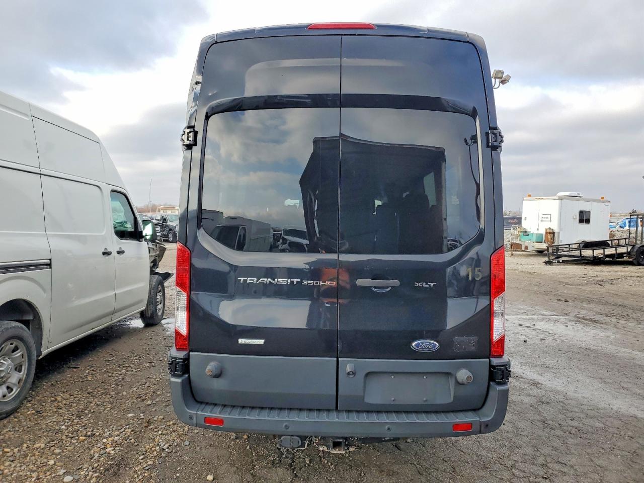 2017 FORD TRANSIT T-350 HD photo 6