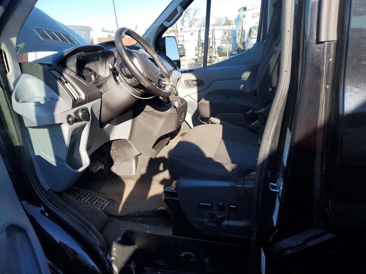 2017 FORD TRANSIT T-350 HD photo 7