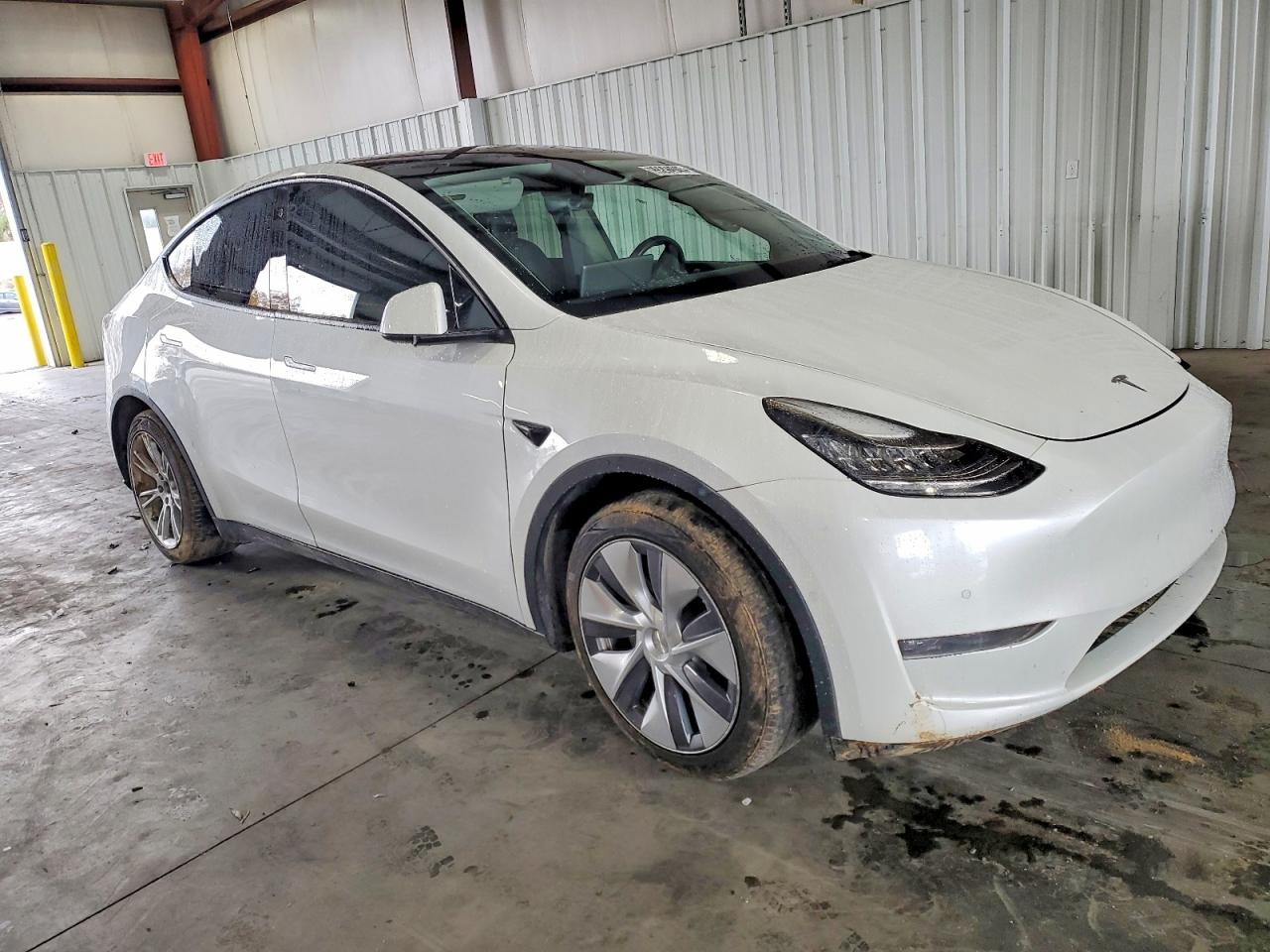 2021 TESLA MODEL Y photo 4