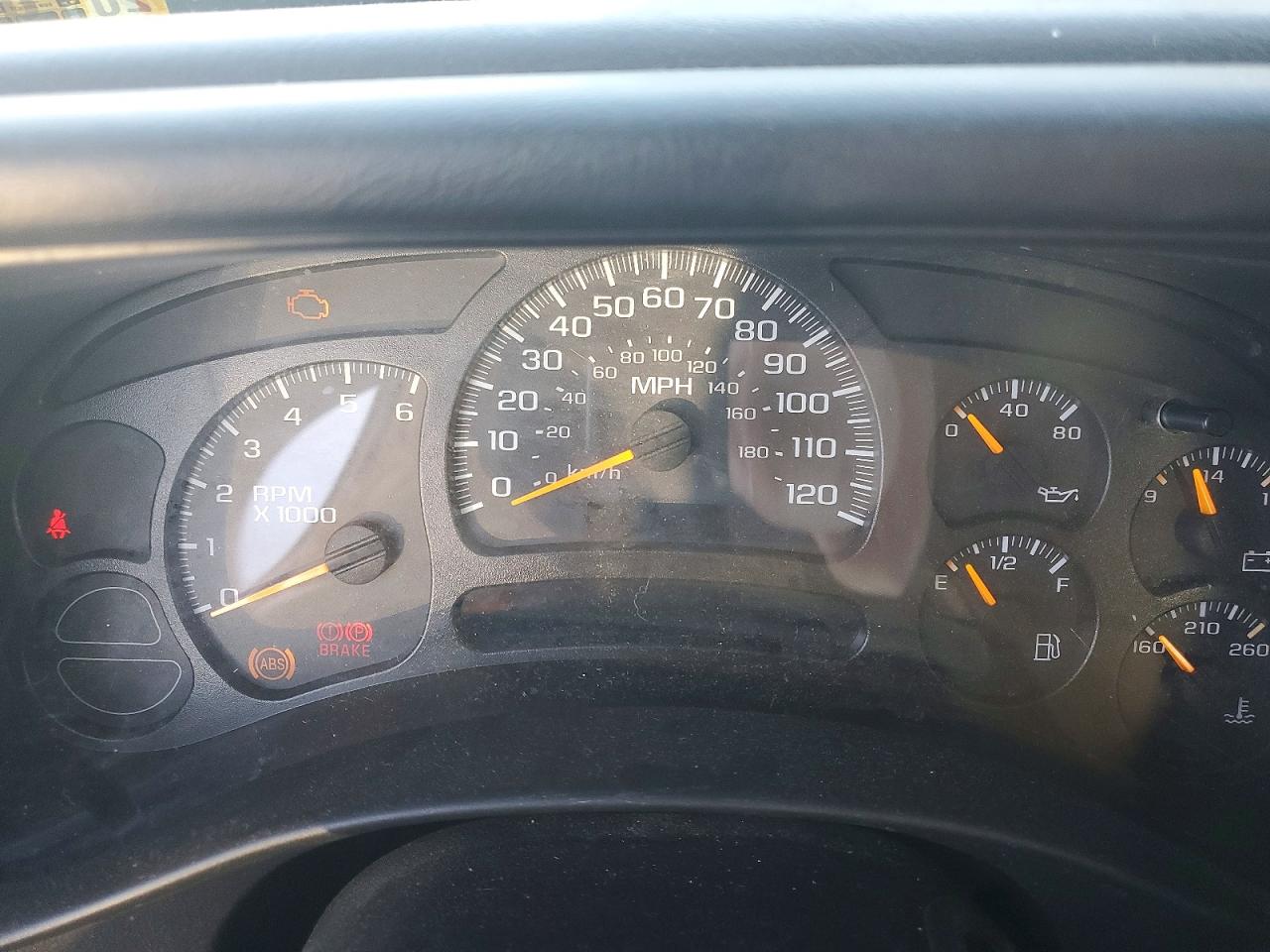 2005 CHEVROLET SILVERADO C1500 photo 9