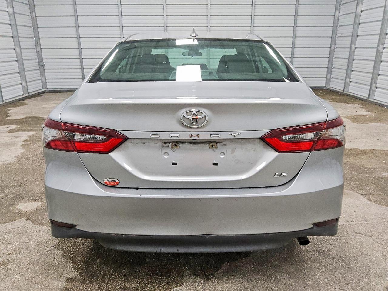 2021 TOYOTA CAMRY LE photo 6