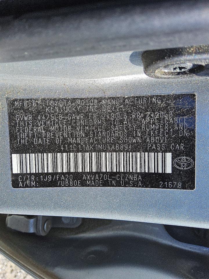 2021 TOYOTA CAMRY LE photo 12