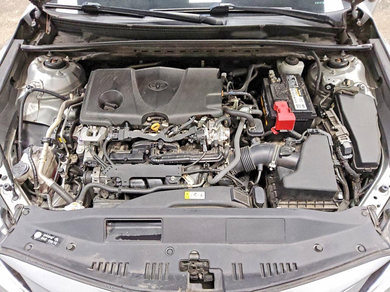 2021 TOYOTA CAMRY LE photo 11