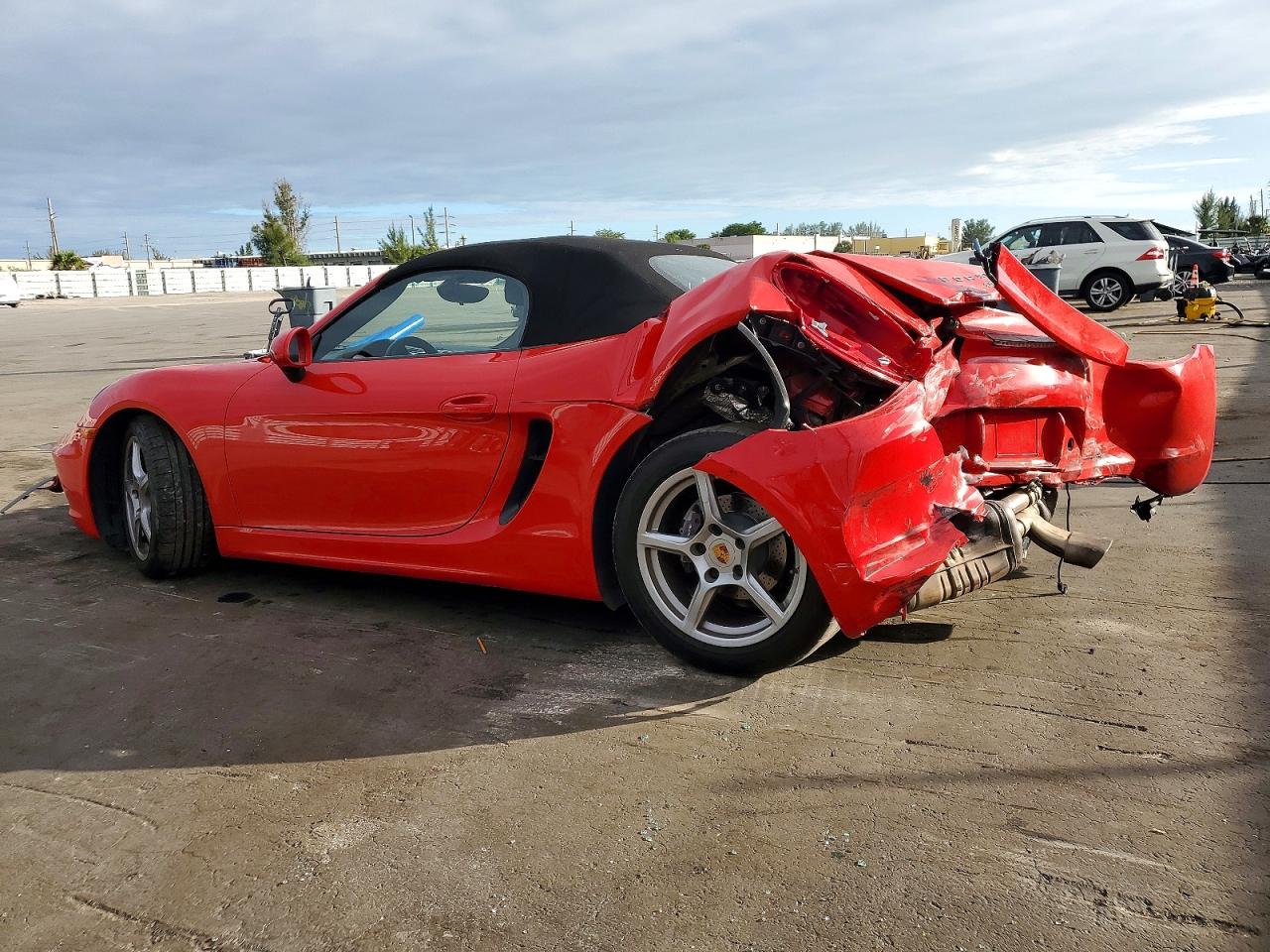 2016 PORSCHE BOXSTER photo 2
