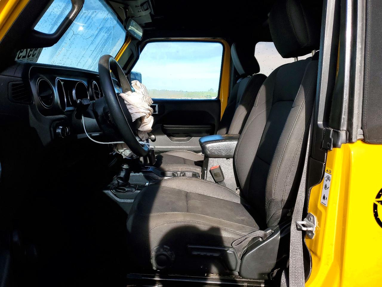 2019 JEEP WRANGLER SPORT photo 19