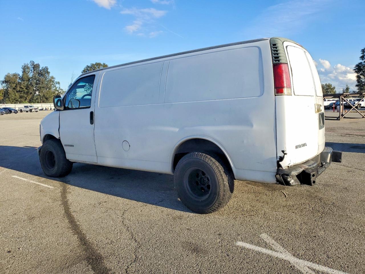 2000 GMC SAVANA DELIVERY VAN photo 2