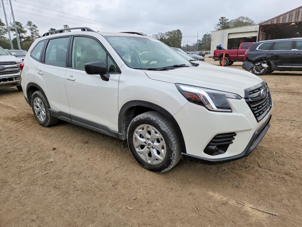 2024 SUBARU FORESTER photo 7
