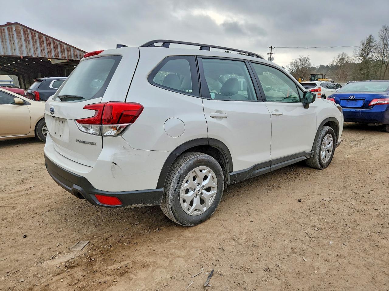2024 SUBARU FORESTER photo 5