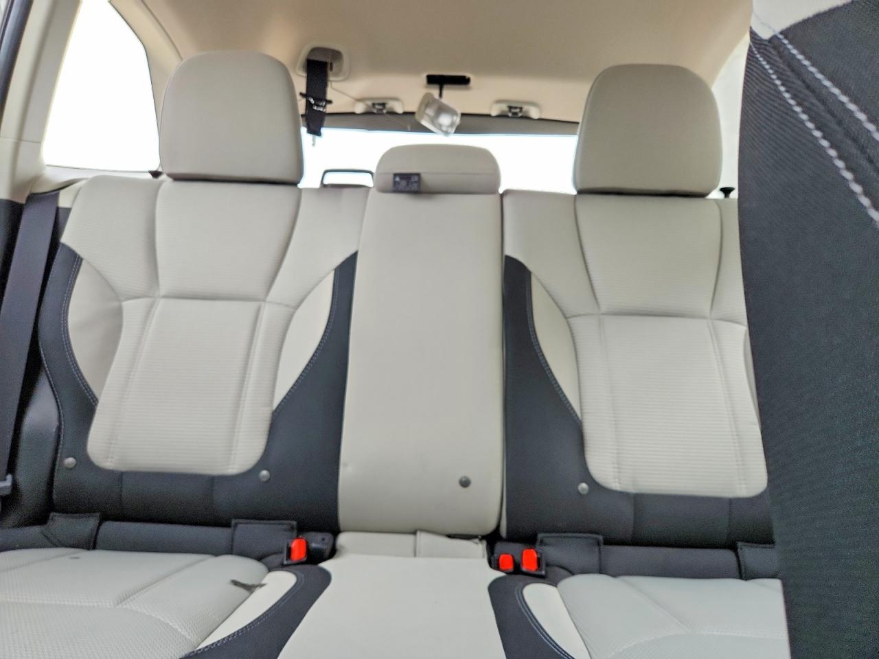 2024 SUBARU FORESTER photo 19