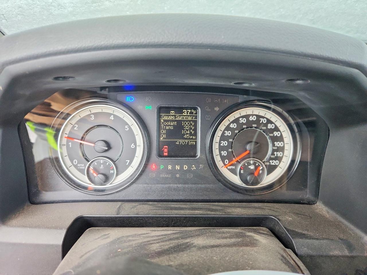 2018 RAM 3500 DUMP TRUCK photo 8