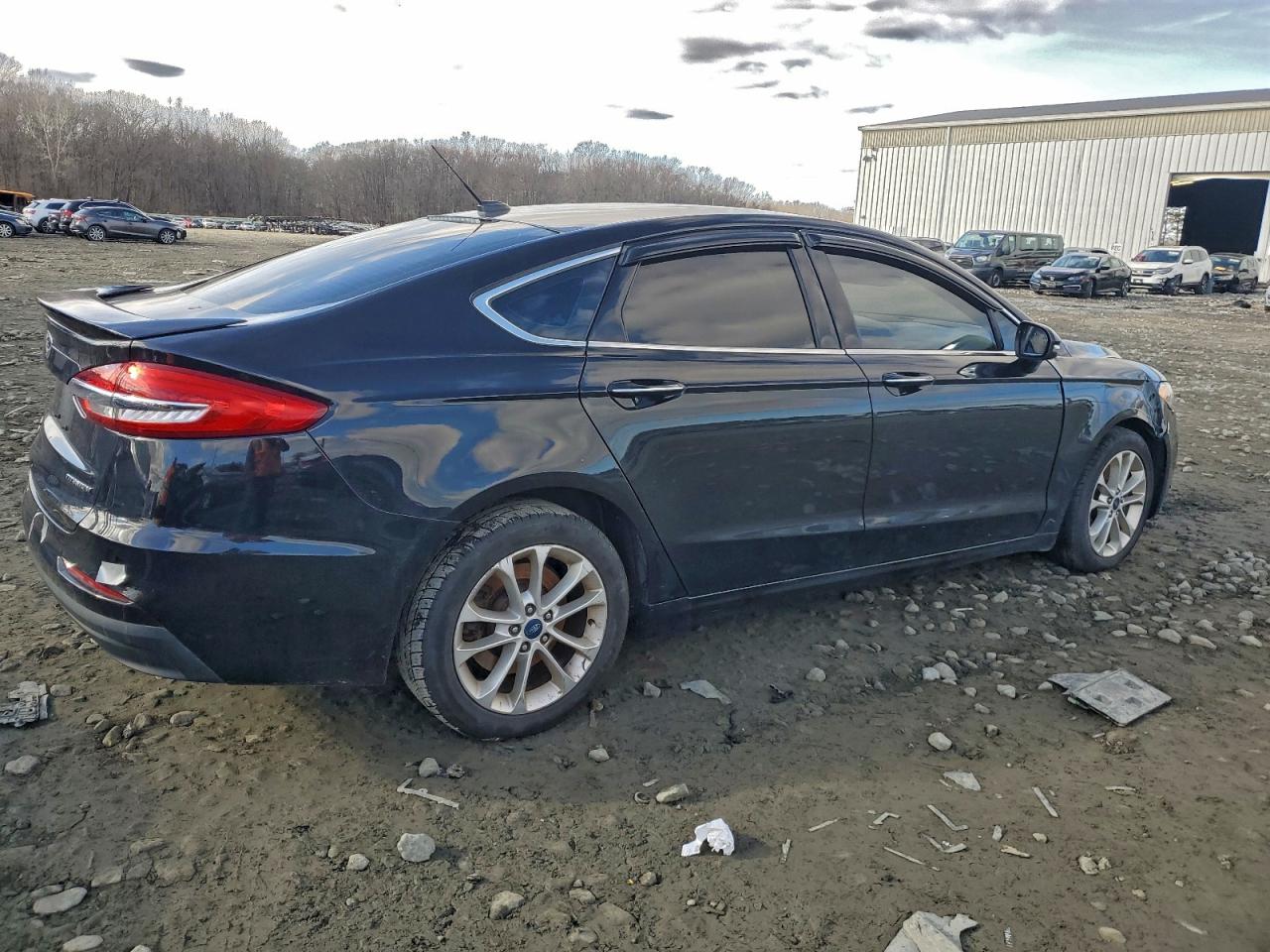 2019 FORD FUSION TITANIUM photo 3