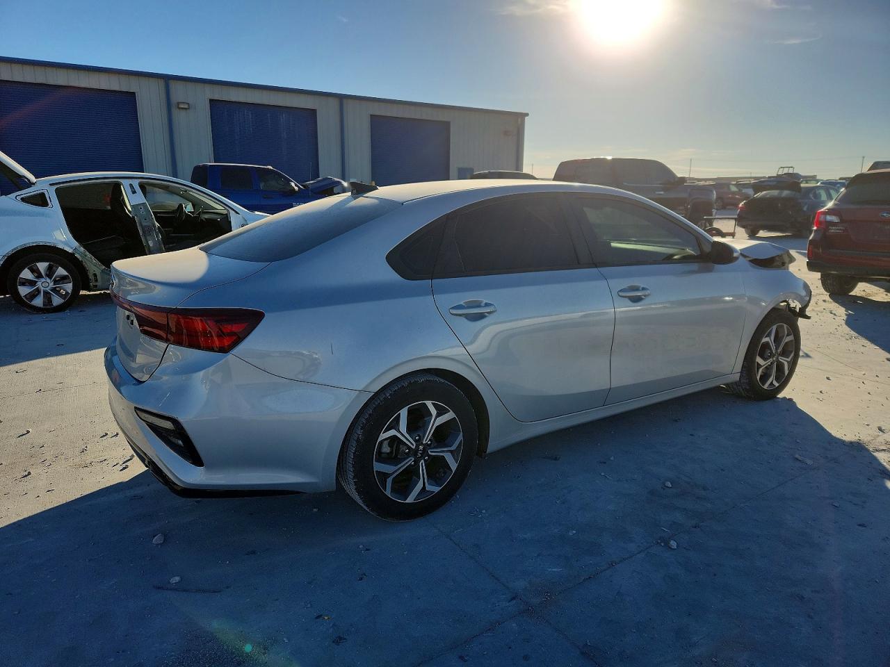 2021 KIA FORTE FE photo 3