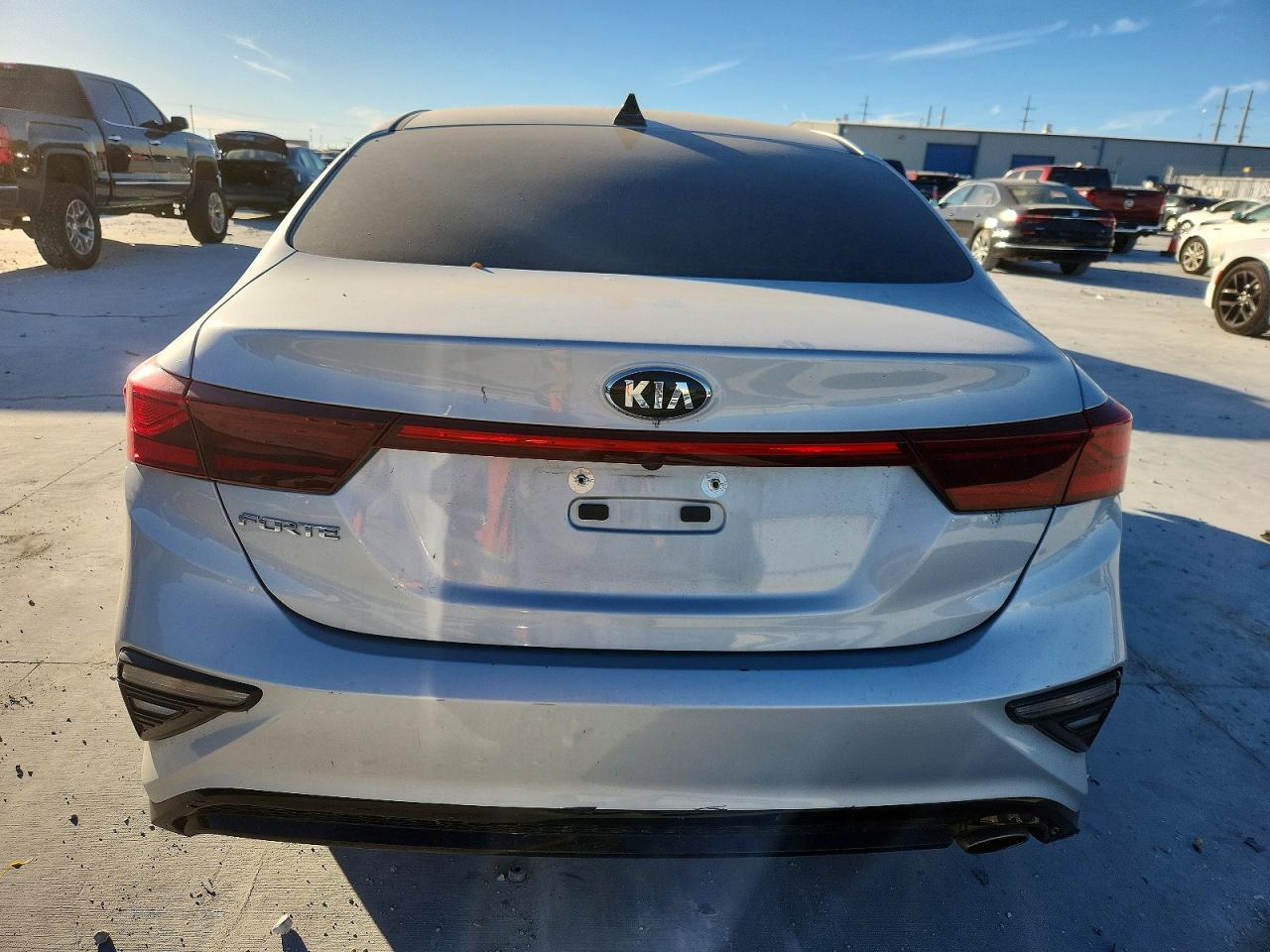2021 KIA FORTE FE photo 6