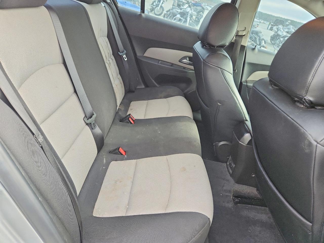 2016 CHEVROLET CRUZE LIMITED LS photo 10