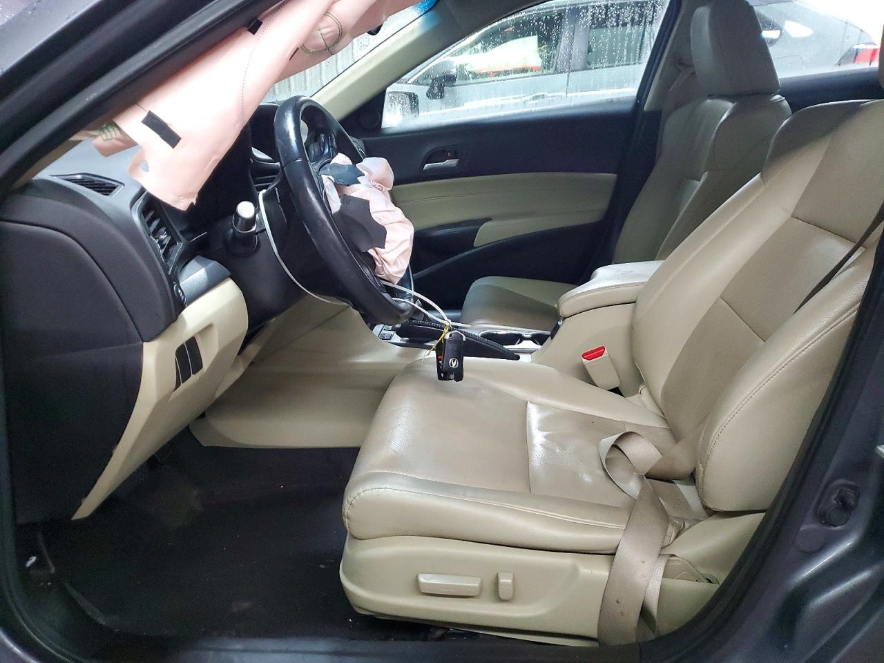 2013 ACURA ILX 20 TECH photo 25