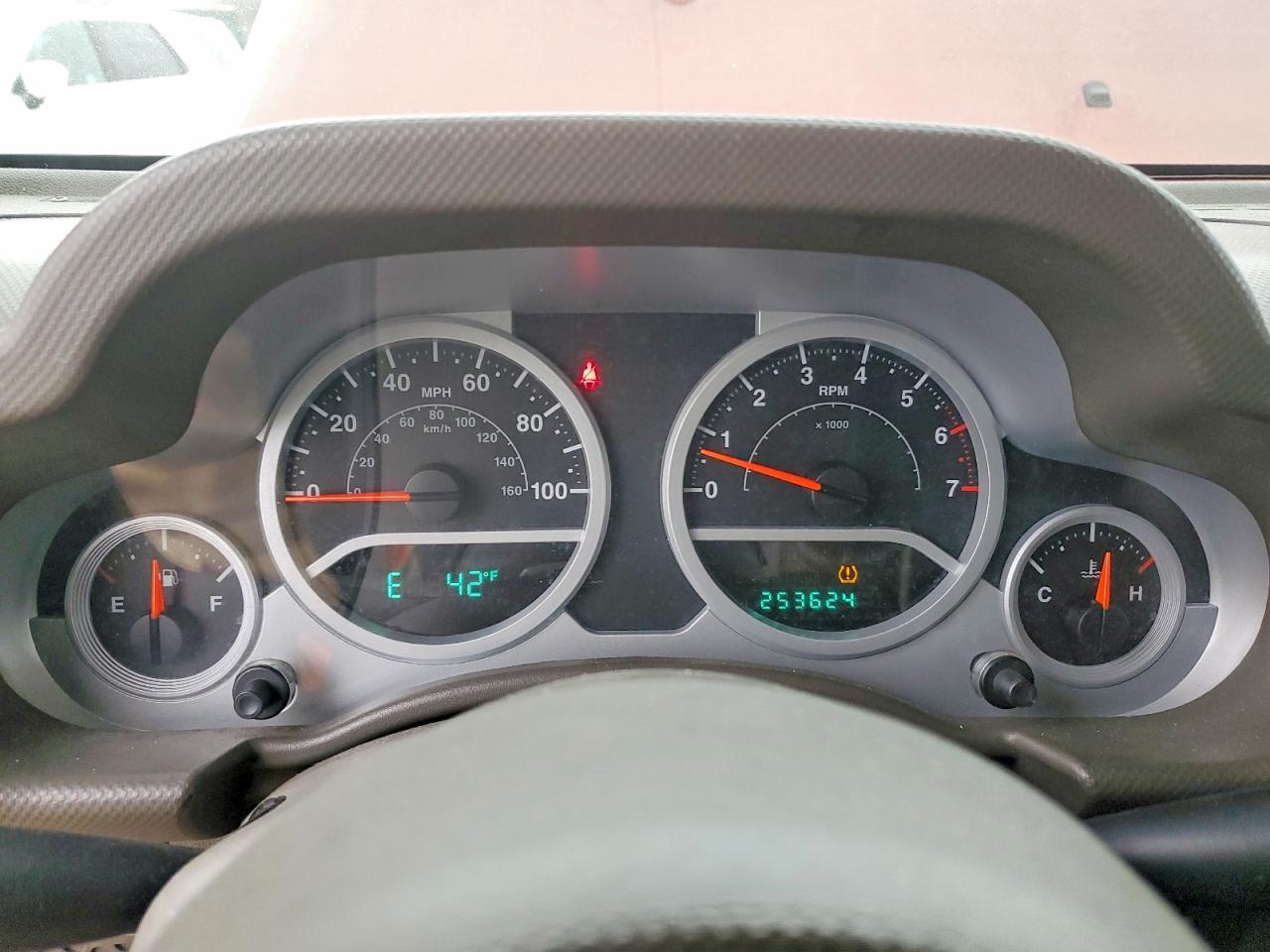 2008 JEEP WRANGLER UNLIMITED SAHARA photo 9