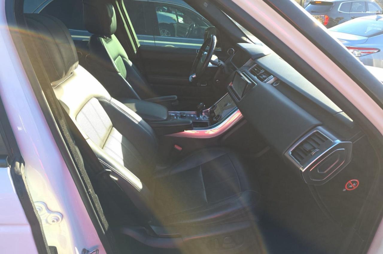 2019 LAND ROVER RANGE ROVER SPORT HSE photo 5