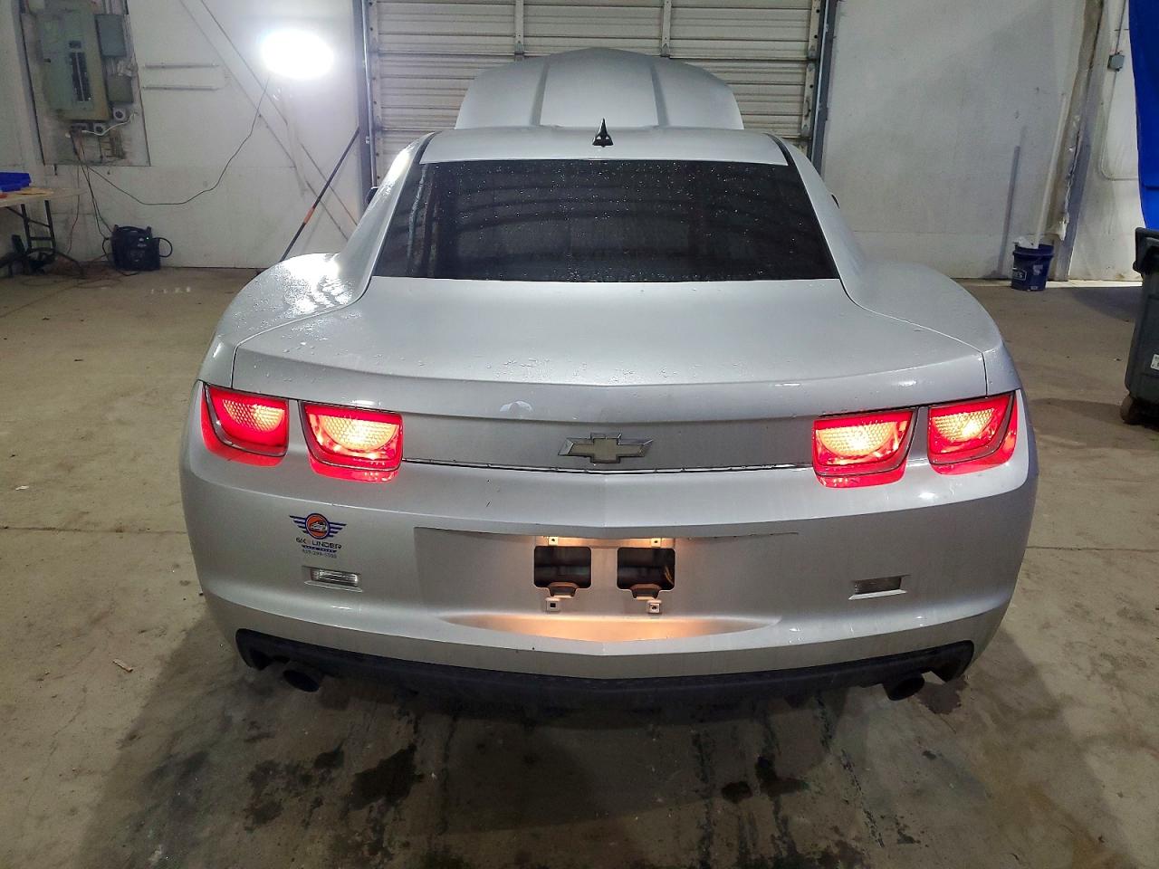 2011 CHEVROLET CAMARO LT photo 6