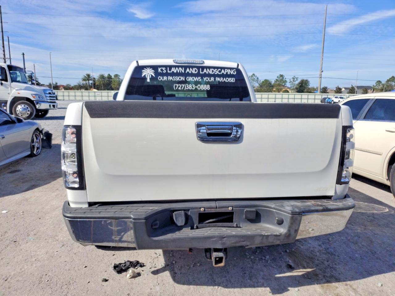 2010 CHEVROLET SILVERADO C1500 LT photo 6