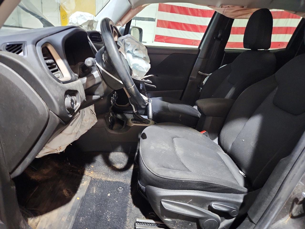 2017 JEEP RENEGADE LATITUDE photo 7