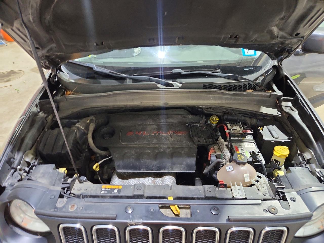 2017 JEEP RENEGADE LATITUDE photo 12