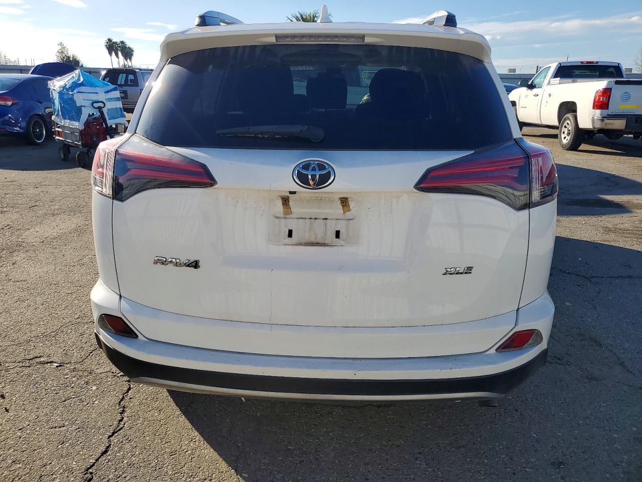 2018 TOYOTA RAV4 ADVENTURE photo 6
