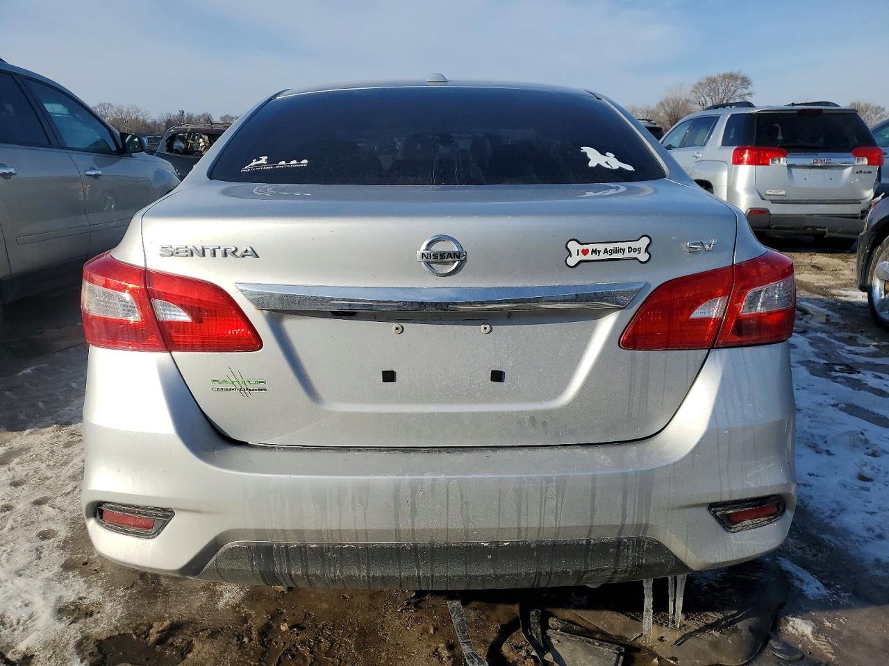 2019 NISSAN SENTRA S photo 11