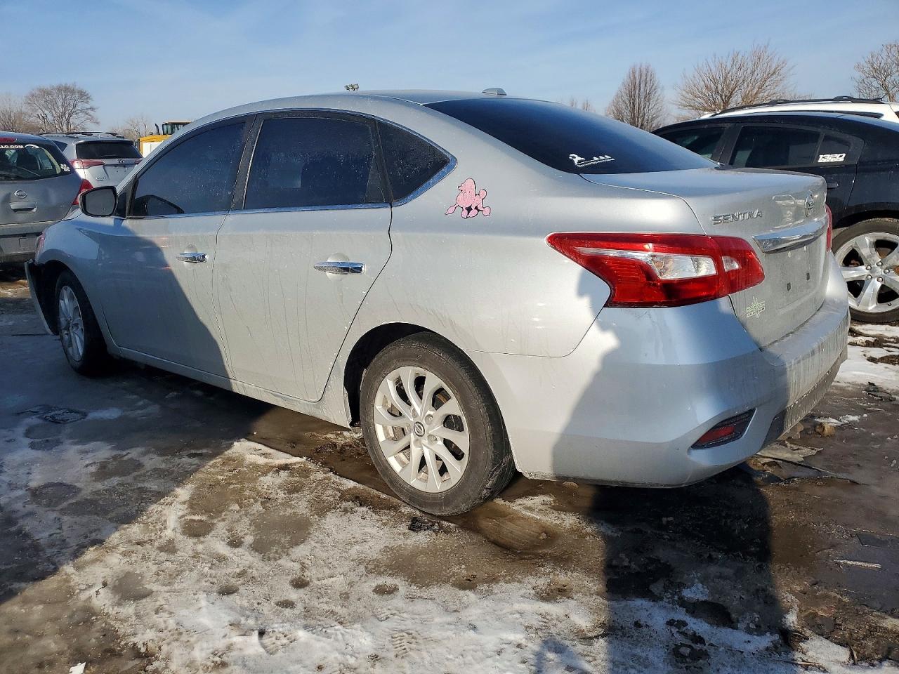 2019 NISSAN SENTRA S photo 3