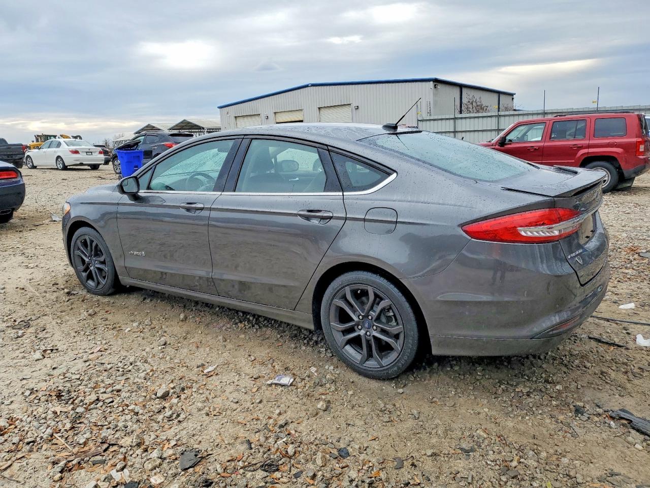 2018 FORD FUSION SE HYBRID photo 2