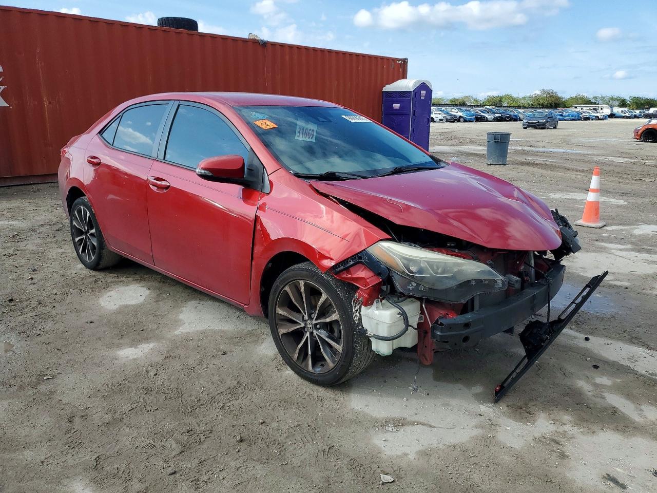 2017 TOYOTA COROLLA SE photo 4