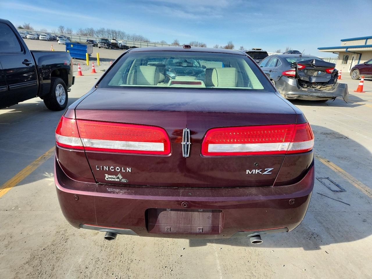 2011 LINCOLN MKZ photo 11