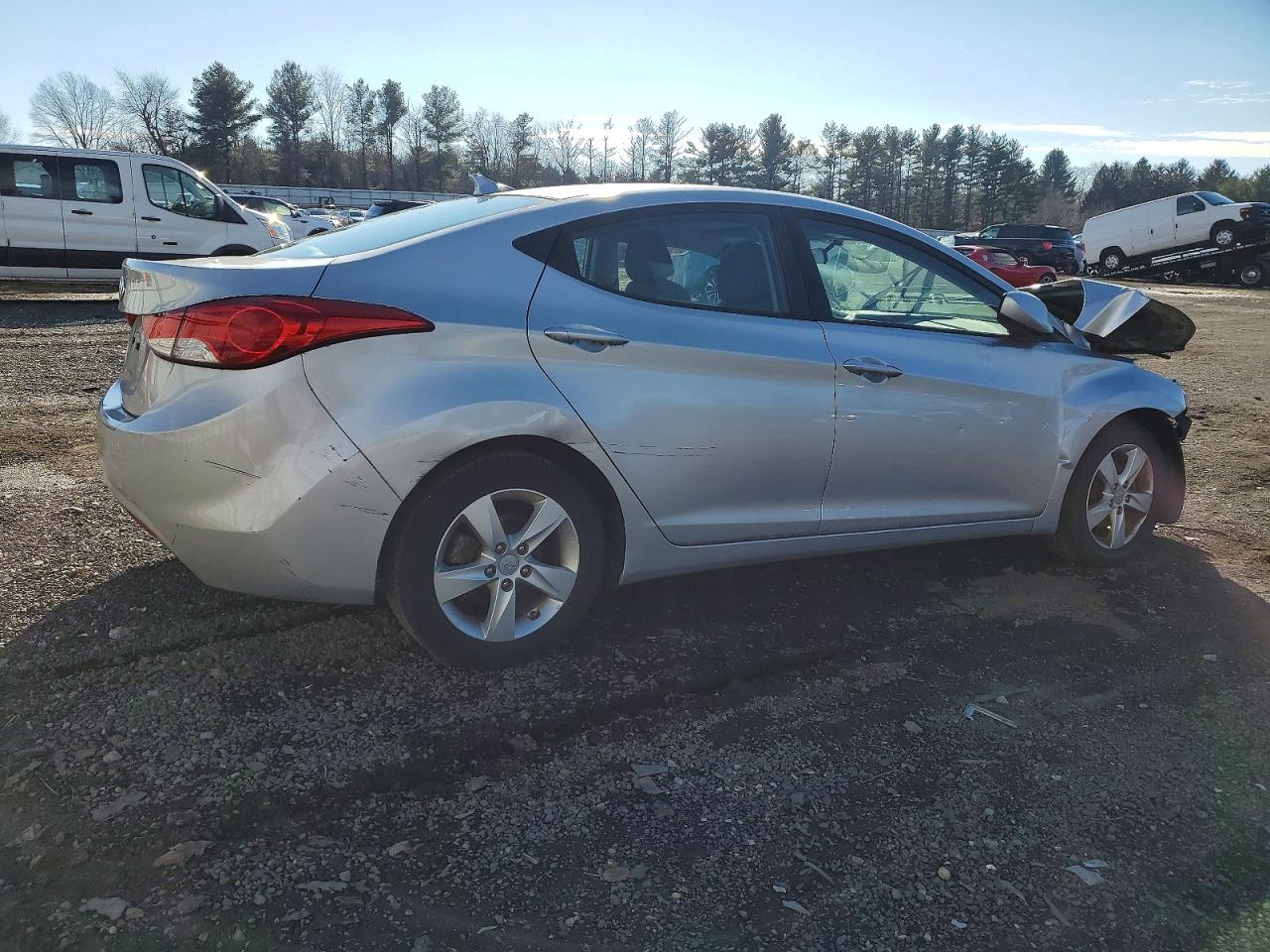 2013 HYUNDAI ELANTRA GLS photo 3