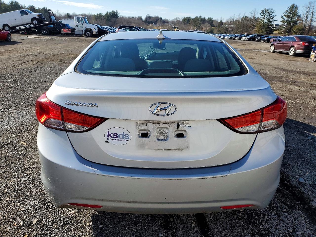 2013 HYUNDAI ELANTRA GLS photo 6