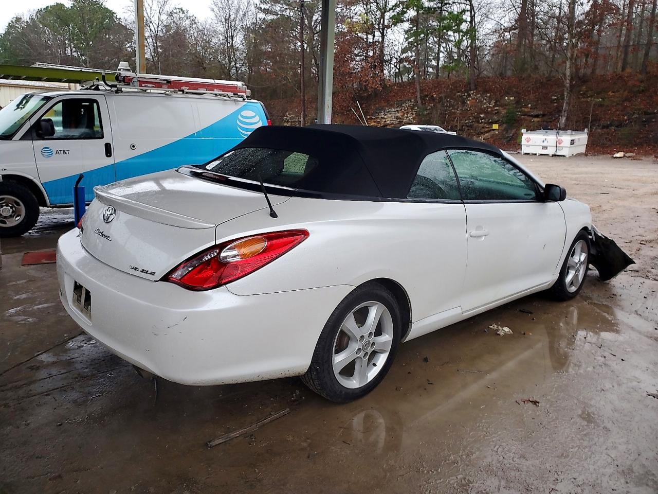 2006 TOYOTA CAMRY SOLARA SE photo 3