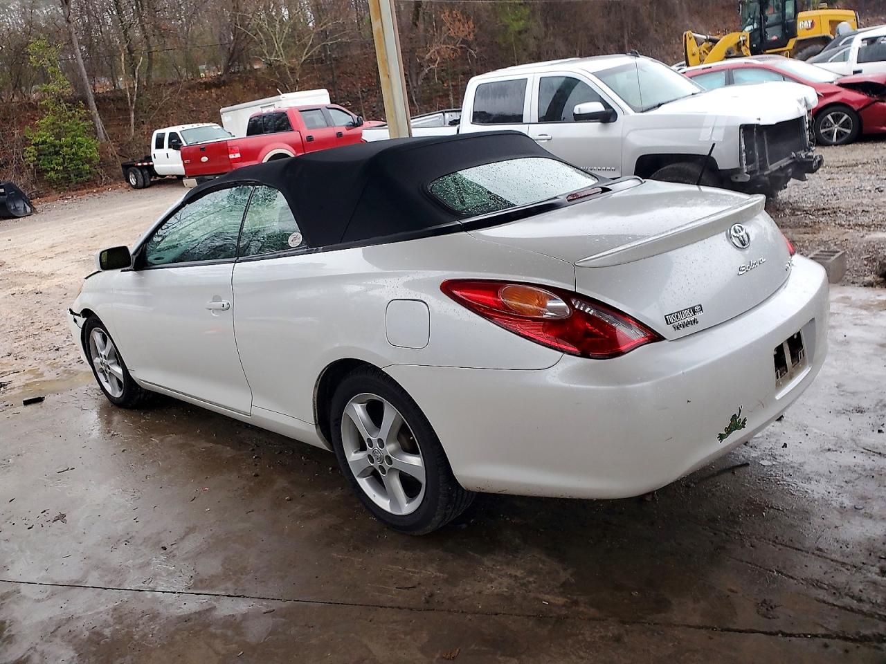 2006 TOYOTA CAMRY SOLARA SE photo 2