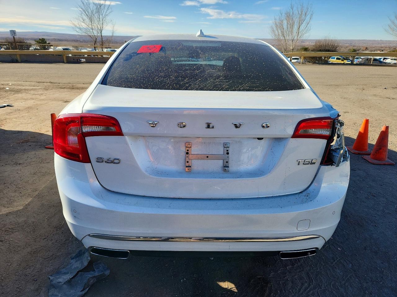 2017 VOLVO S60 PLATINUM photo 11
