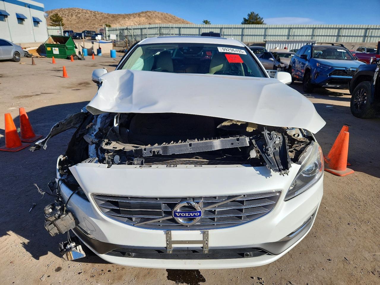 2017 VOLVO S60 PLATINUM photo 9