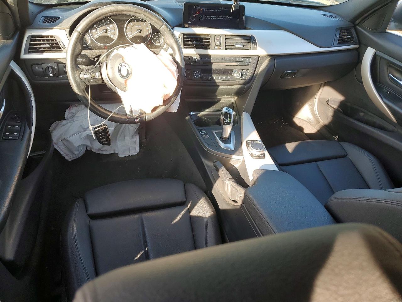2015 BMW 320 I XDRIVE photo 8