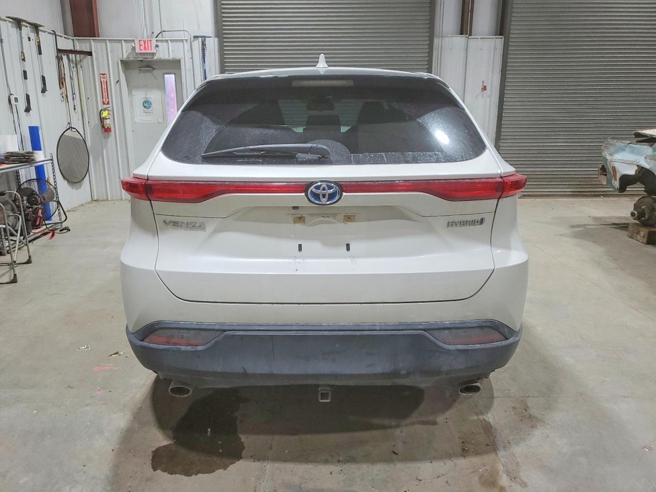 2022 TOYOTA VENZA LE photo 6