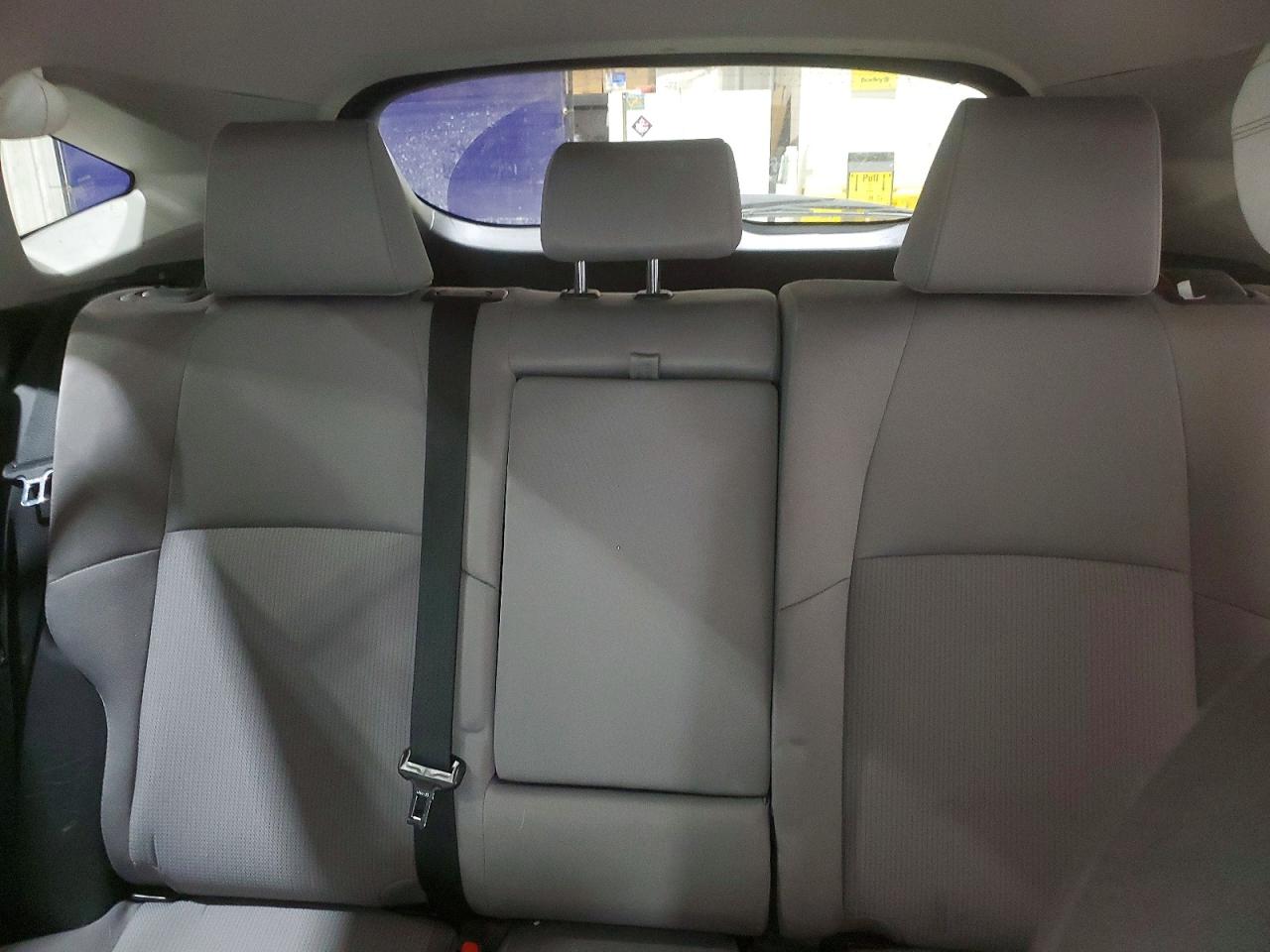 2022 TOYOTA VENZA LE photo 10
