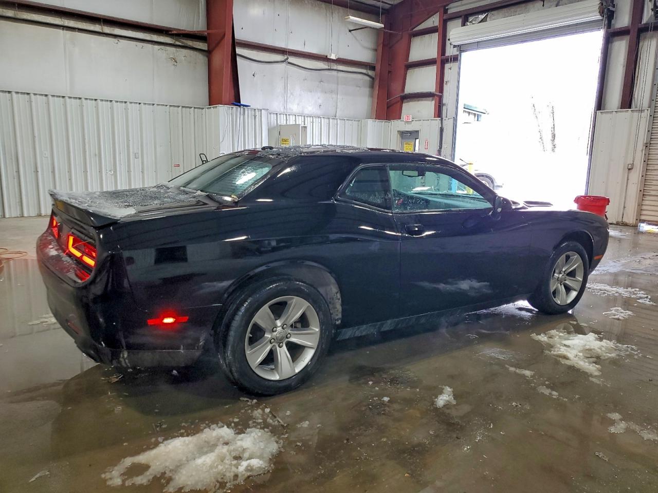 2023 DODGE CHALLENGER SXT photo 3