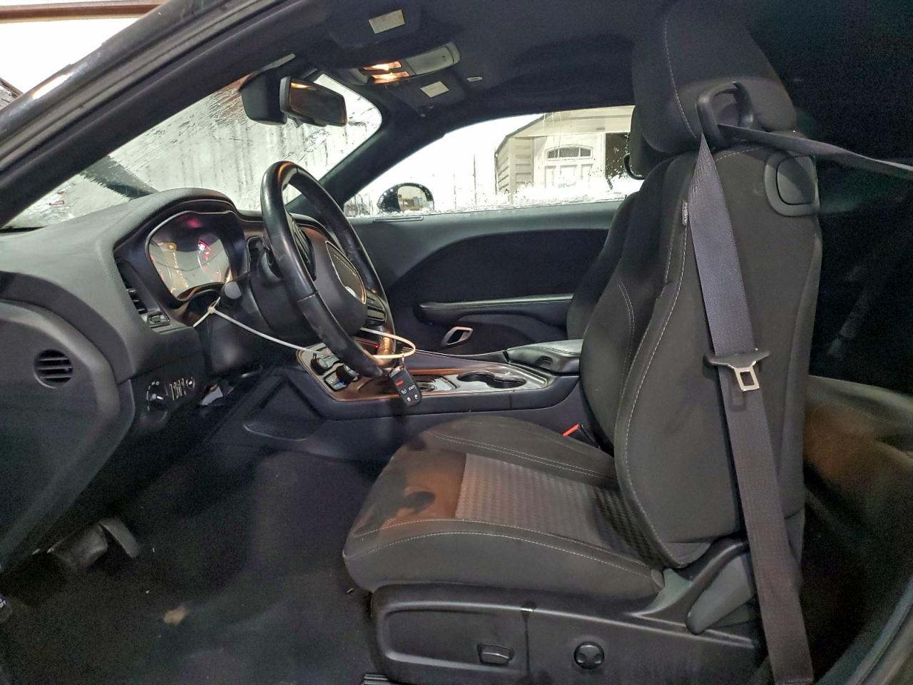 2023 DODGE CHALLENGER SXT photo 7