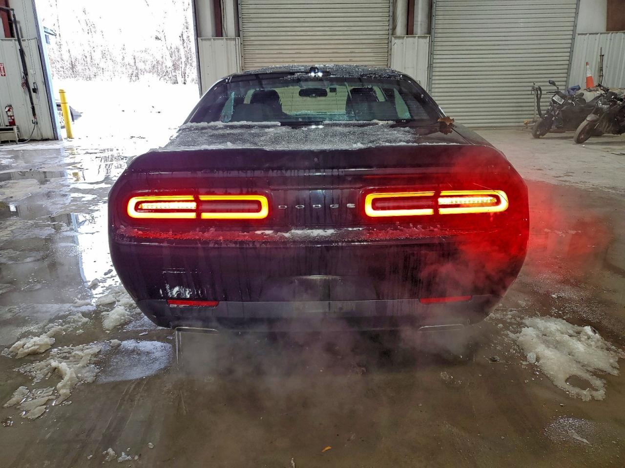 2023 DODGE CHALLENGER SXT photo 6