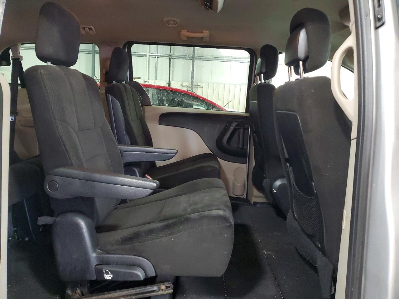2012 DODGE GRAND CARAVAN SXT photo 11