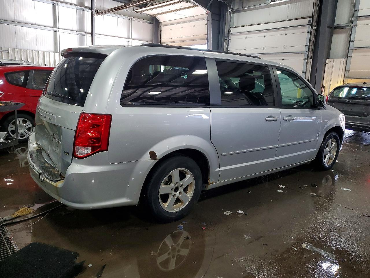 2012 DODGE GRAND CARAVAN SXT photo 3