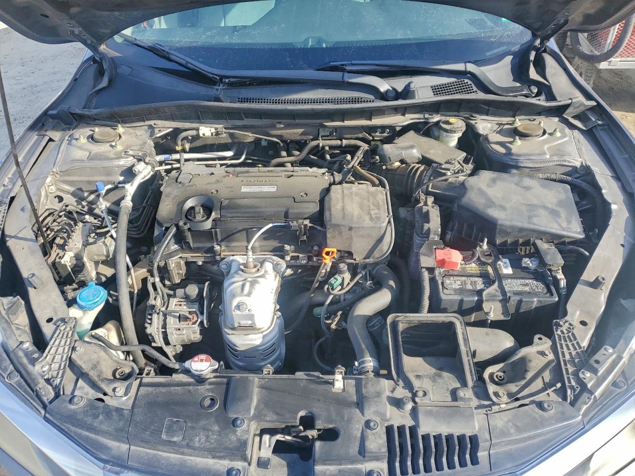 2017 HONDA ACCORD LX photo 11